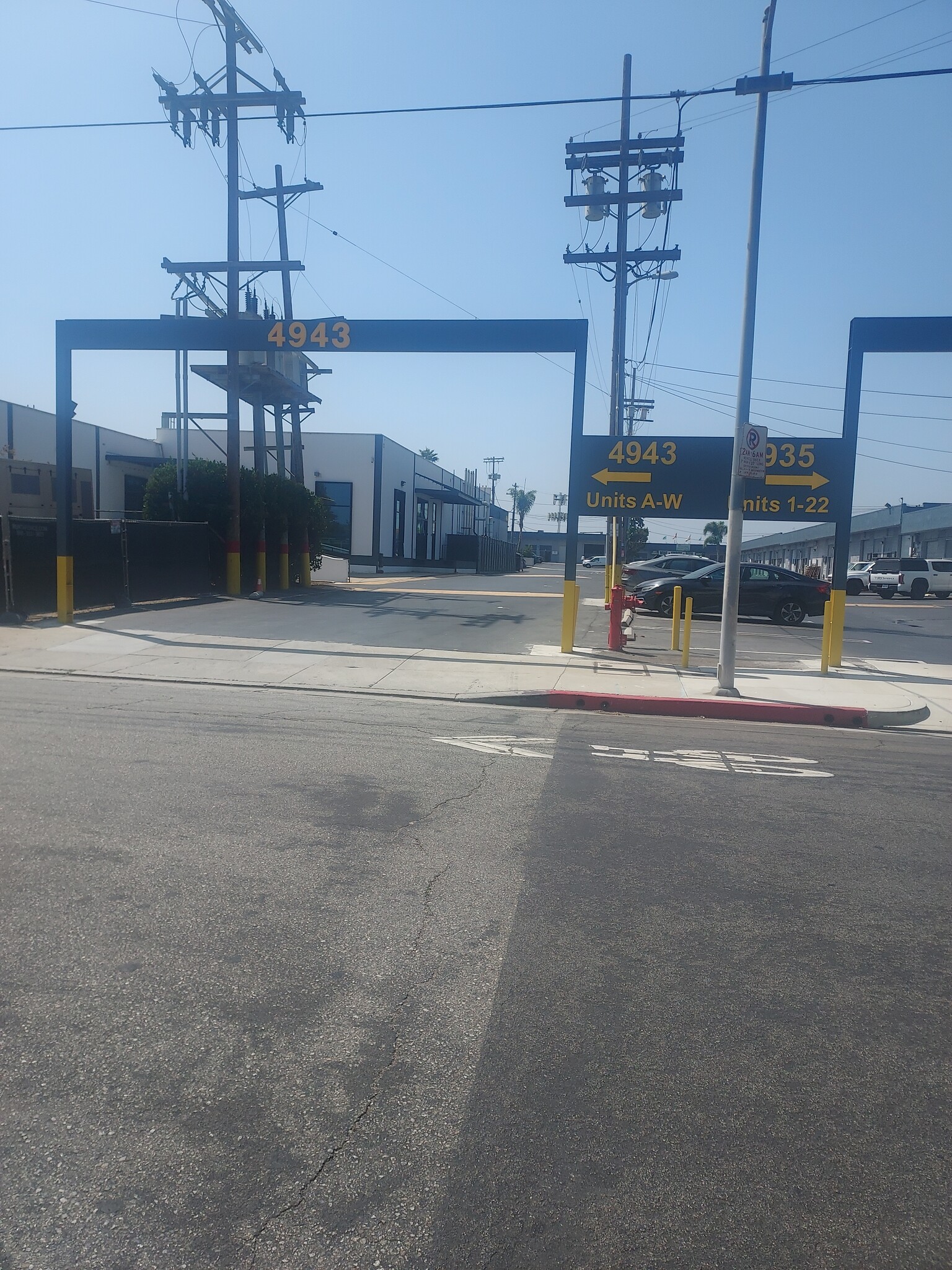 4935-4943 McConnell Ave, Los Angeles, CA à louer Autre– Image 1 sur 7