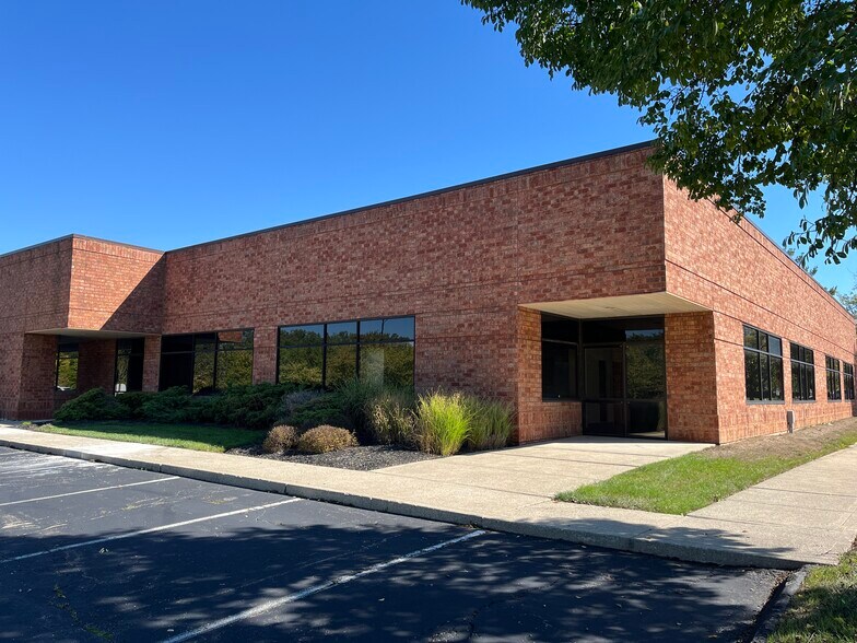 770-780 Brooksedge Plaza Dr, Westerville, OH à louer - Photo de l’immeuble – Image 1 sur 3