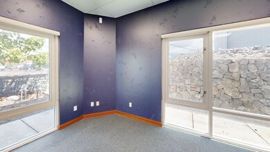 73-4080 Hulikoa Dr, Kailua Kona, HI à louer Photo intérieure– Image 1 sur 14