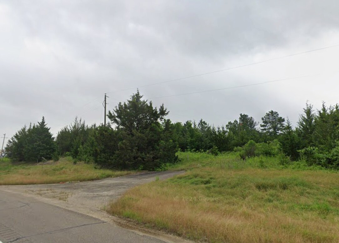 725 SW Loop 286, Paris, TX à vendre Photo principale– Image 1 sur 3