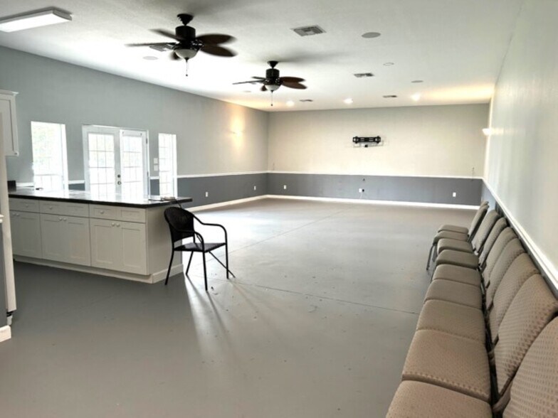 370 SE Craig Ave, Lake City, FL à louer - Photo de l’immeuble – Image 3 sur 9