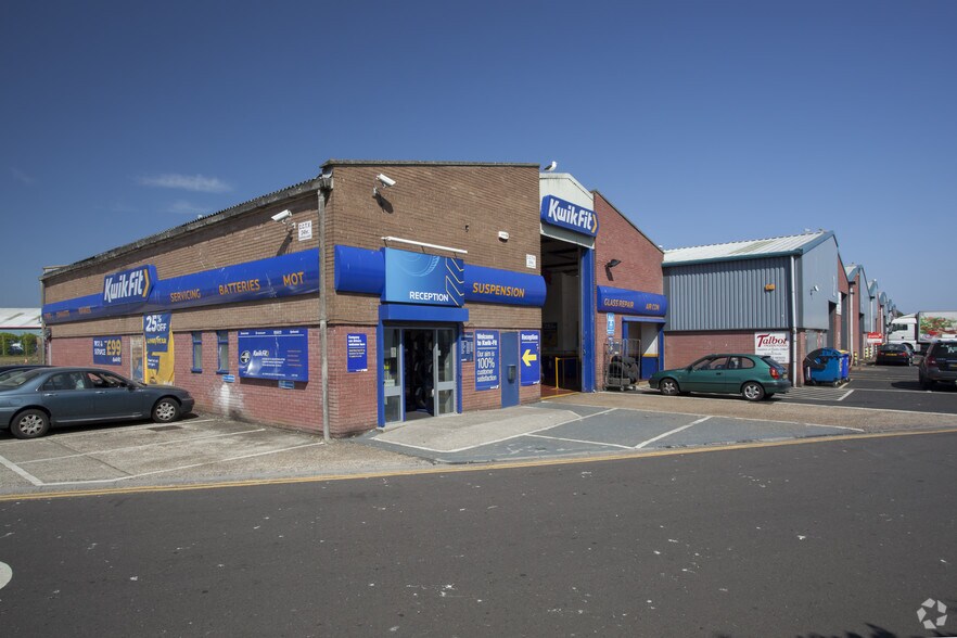 Airfield Way, Christchurch à louer - Photo de l’immeuble – Image 2 sur 21