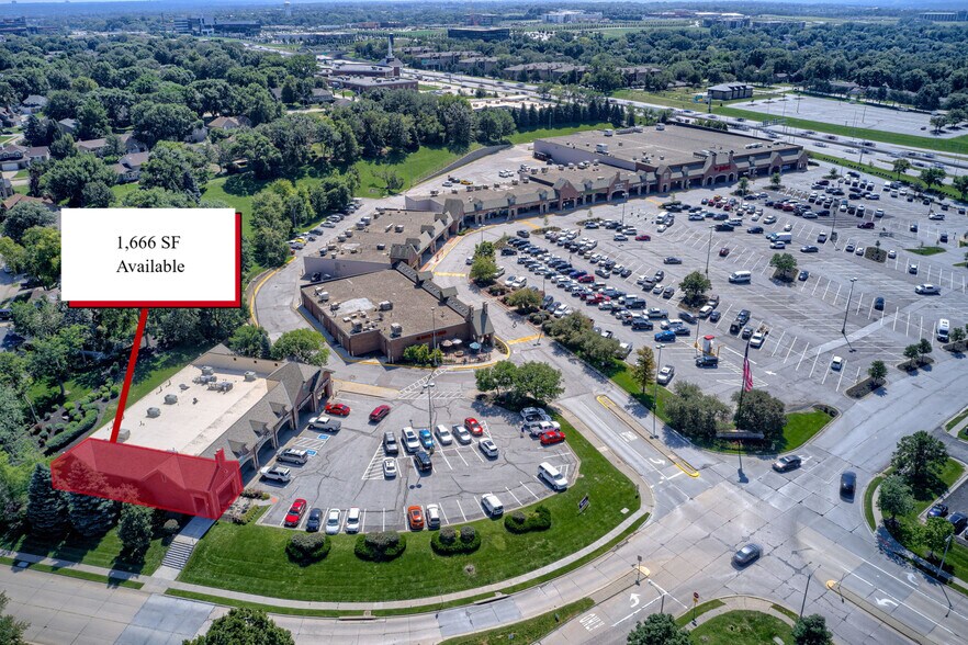587-597 N 155th Plz, Omaha, NE à louer - Aérien – Image 1 sur 7