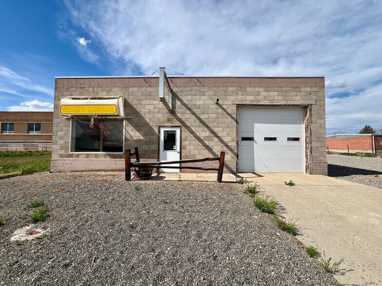 524 Warren St, Thermopolis, WY à vendre - Photo de l’immeuble – Image 3 sur 23