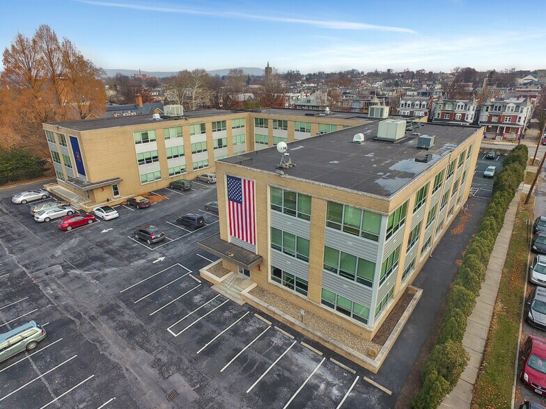 2001 N Front St, Harrisburg, PA à louer - Photo de l’immeuble – Image 2 sur 6