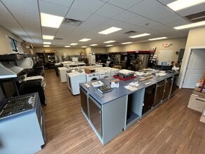 388 Washington Rd, Sayreville, NJ à louer Photo intérieure– Image 1 sur 5