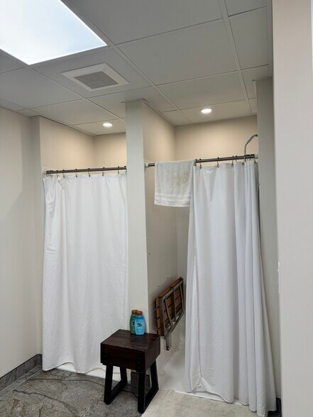 30 Jackson Rd, Medford, NJ à louer - Photo de l’immeuble – Image 3 sur 9