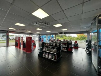 Plus de détails pour Local commercial à louer