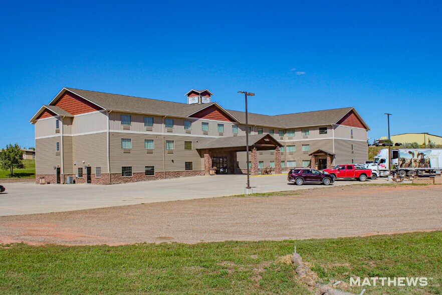 810 3rd Ave sw, Watford City, ND à vendre - Photo de l’immeuble – Image 1 sur 4