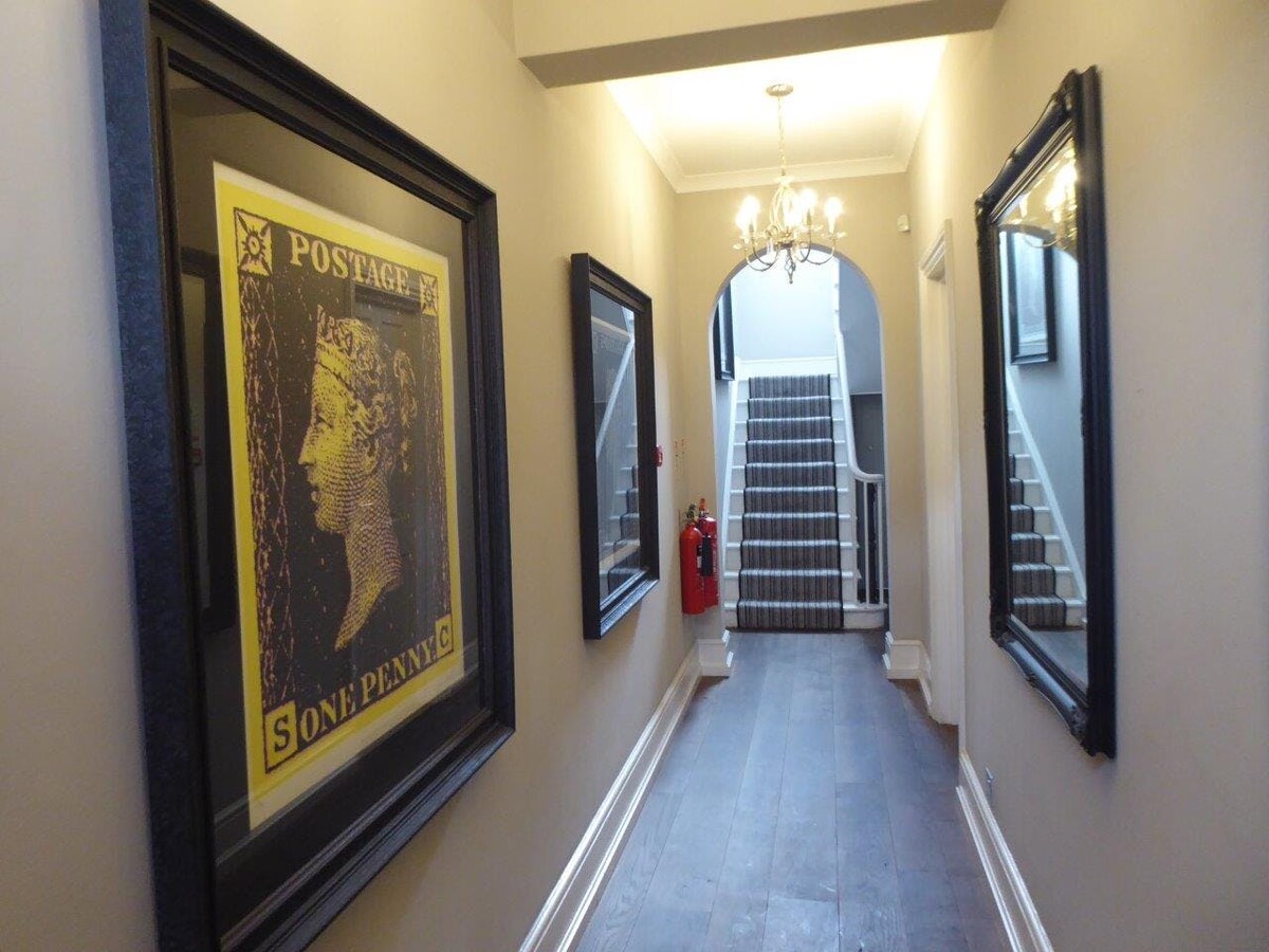 21-23 Mount Ephraim, Tunbridge Wells, KEN TN4 8AE - Lot 21 -  - Photo intérieure - Image 1 of 3