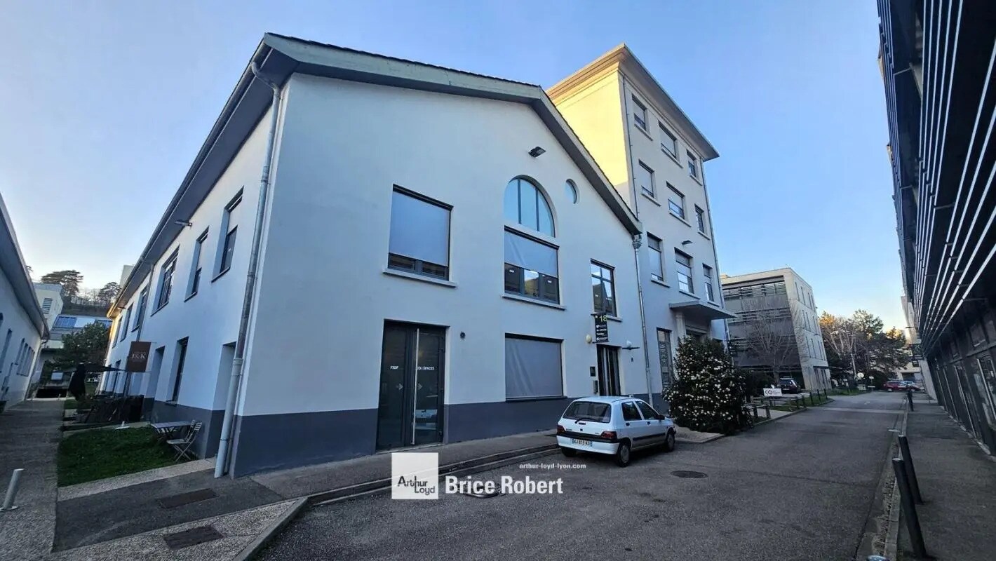 Bureau dans Lyon à louer Photo de l’immeuble– Image 1 sur 8