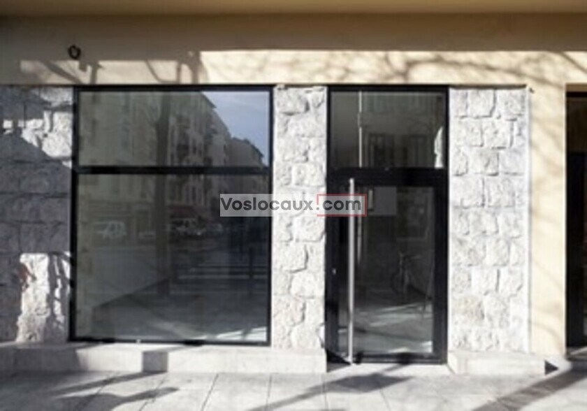 Bureau dans Nice à louer - Photo de l’immeuble – Image 1 sur 11