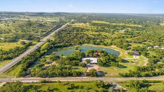 Plus de détails pour 101 Rolling Hills Rd, Blanco, TX - Spécialisé à vendre