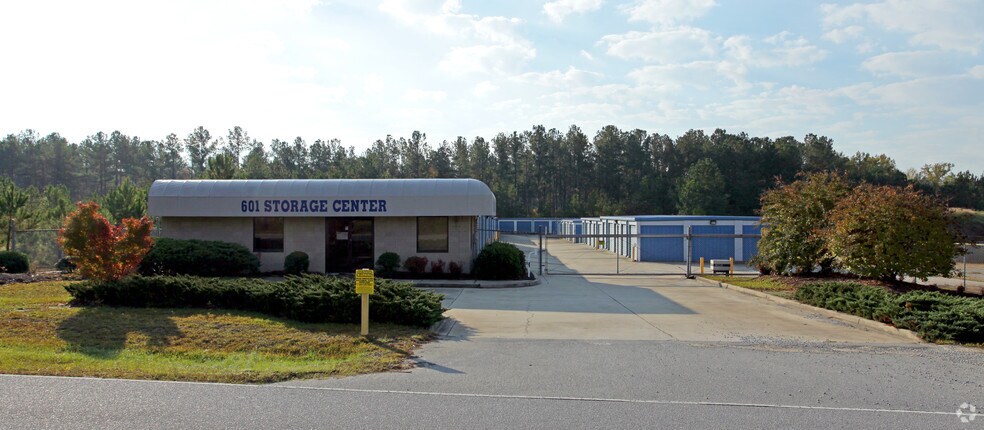 660 Lachicotte Rd, Lugoff, SC à vendre - Photo principale – Image 1 sur 3