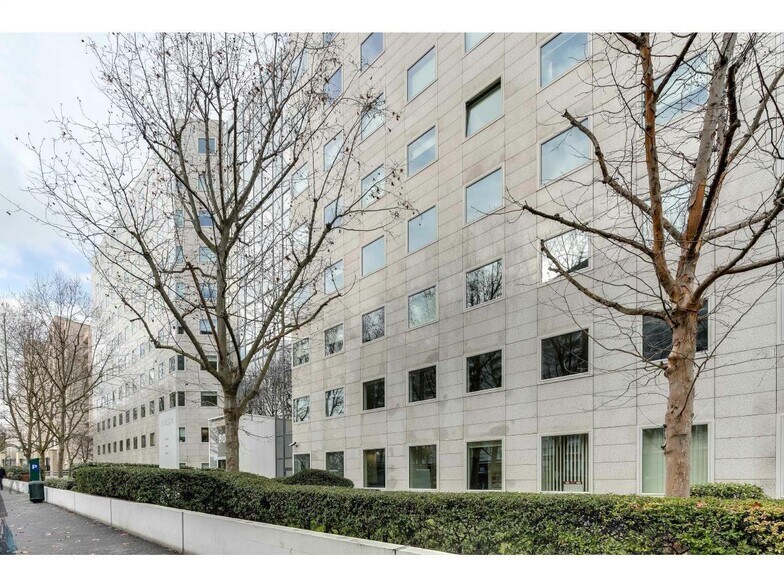 80 Avenue Du Général De Gaulle, Puteaux à louer - Photo de l’immeuble – Image 2 sur 19