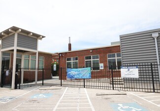 Plus de détails pour 1811 S Laredo St, San Antonio, TX - Bureau à louer