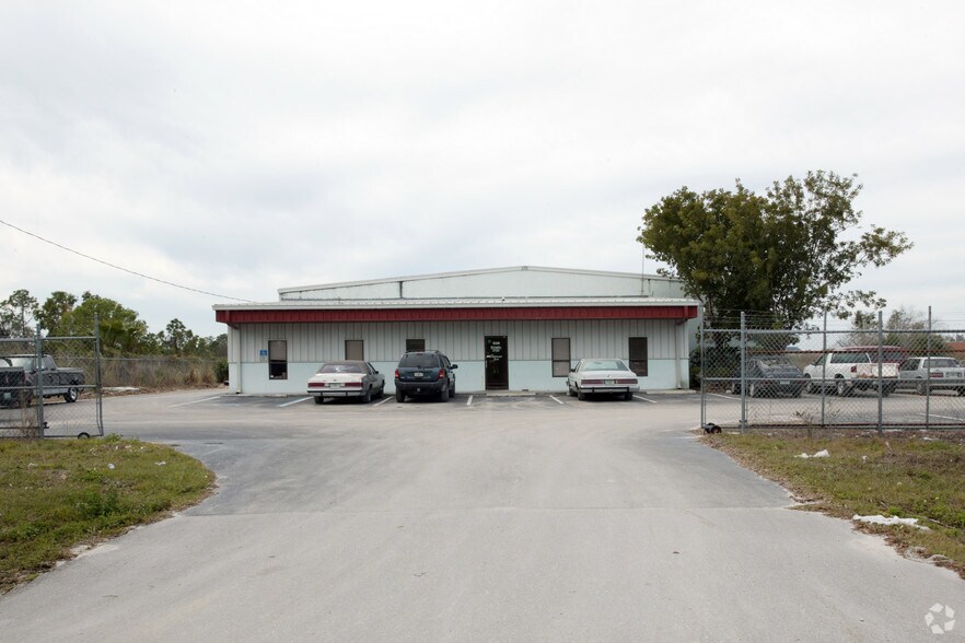 16340 Old US Highway 41, Fort Myers, FL à vendre - Photo de l’immeuble – Image 2 sur 9