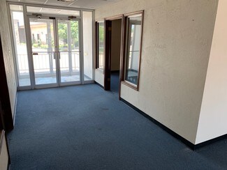 Plus de détails pour 6726 NW 38th St, Bethany, OK - Bureau à vendre