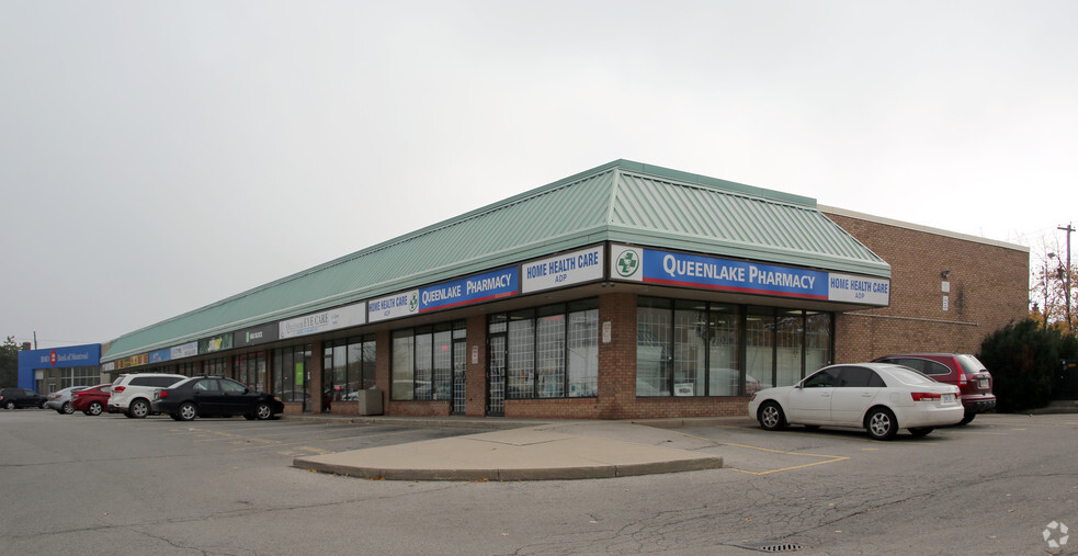 910 Queenston Rd, Hamilton, ON à louer - Photo principale – Image 1 sur 4