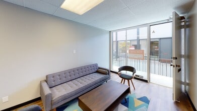 3065 Rosecrans Pl, San Diego, CA à vendre Photo intérieure– Image 1 sur 13