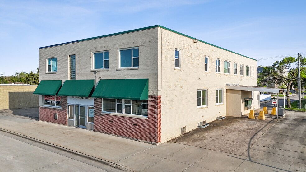 133 W Main Ave, West Fargo, ND à vendre - Photo de l’immeuble – Image 3 sur 21