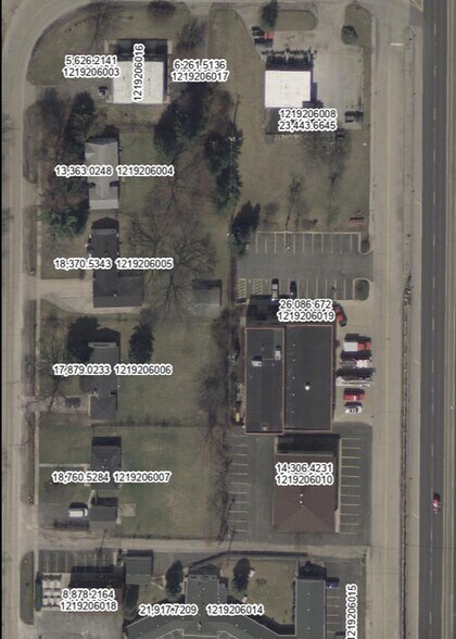 511 Rockland Rd, Lake Bluff, IL à vendre - Photo principale – Image 1 sur 37