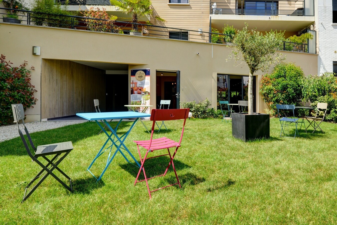 86 Avenue Du Général De Gaulle, Clamart, HDS 92140 -  -  - Photo intérieure - Image 1 of 12
