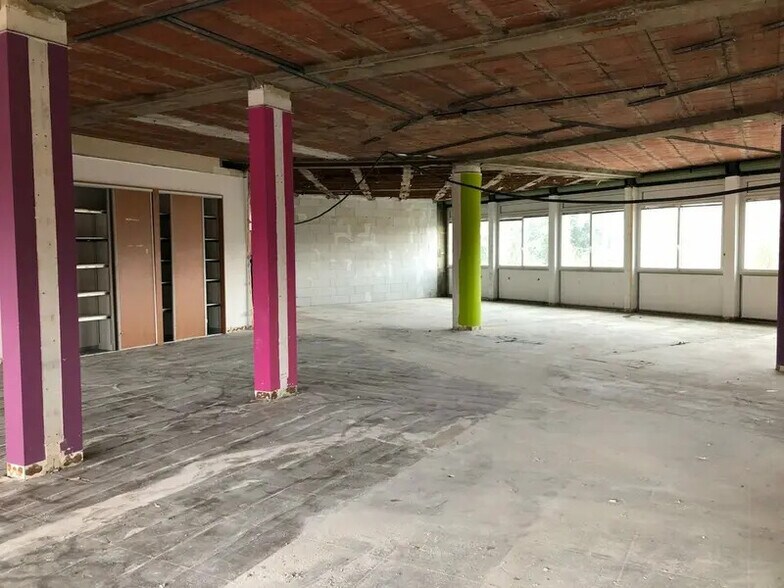 Bureau dans Villefranche-sur-Saône à vendre - Photo intérieure – Image 2 sur 4
