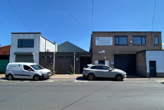 1-4 John Harper St, Willenhall à vendre - Photo principale – Image 1 sur 1