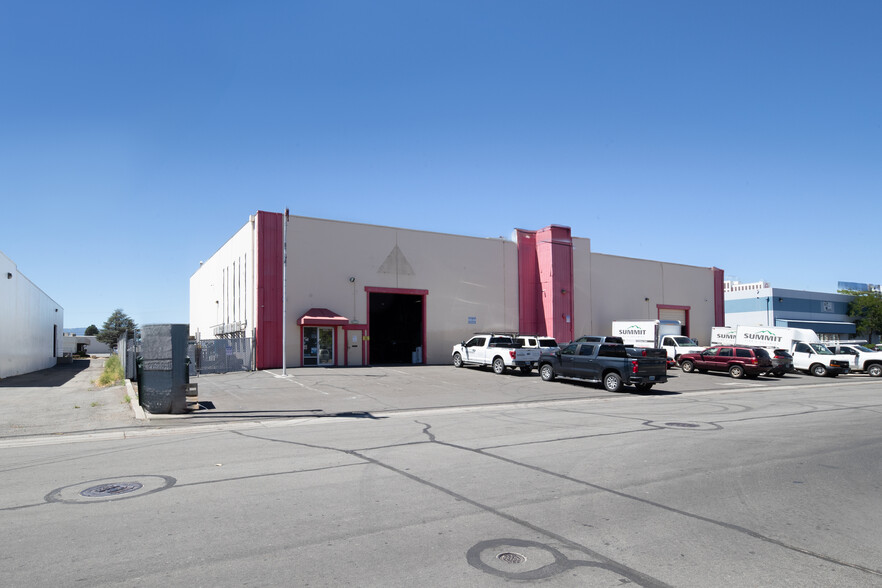 1025 Telegraph St, Reno, NV à louer - Photo de l’immeuble – Image 1 sur 3