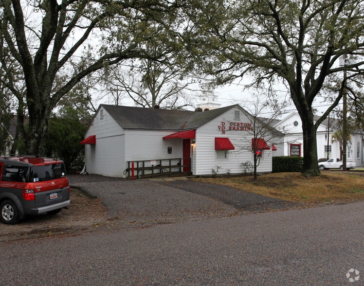 942 Savannah Hwy, Charleston, SC à vendre - Photo de l’immeuble – Image 2 sur 9