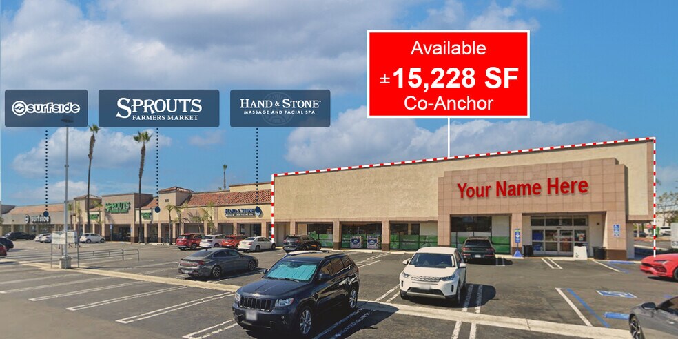 211-233 E 17th St, Costa Mesa, CA à louer - Photo de l’immeuble – Image 3 sur 5