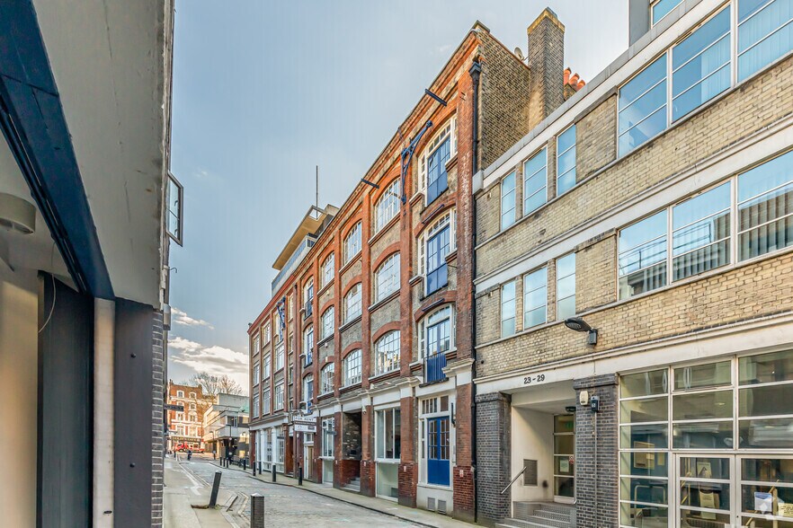 17-21 Emerald St, Londres à louer - Photo de l’immeuble – Image 1 sur 20