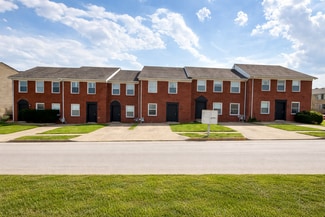 Plus de détails pour 220 Strawberry Ln, Nicholasville, KY - Logement à vendre