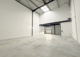 16 B Rue Ampère, Pontoise à louer Photo intérieure– Image 2 sur 5