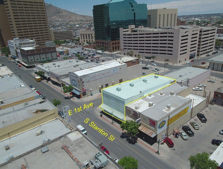 300 S Stanton St, El Paso, TX à louer - Photo de l’immeuble – Image 2 sur 6