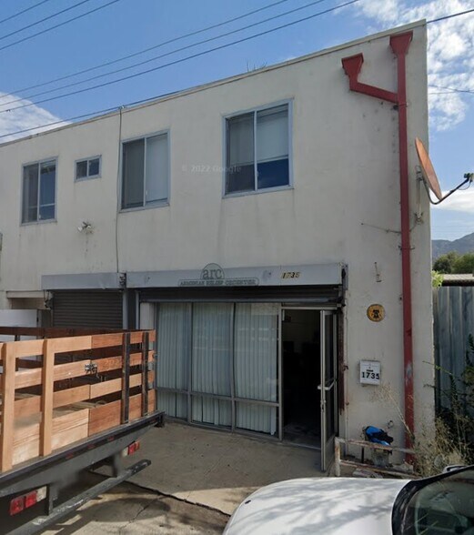 1735 Hale St, Glendale, CA à louer - Photo de l’immeuble – Image 2 sur 11