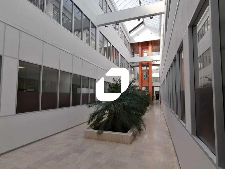 Bureau dans Bezons à louer - Photo intérieure – Image 2 sur 5