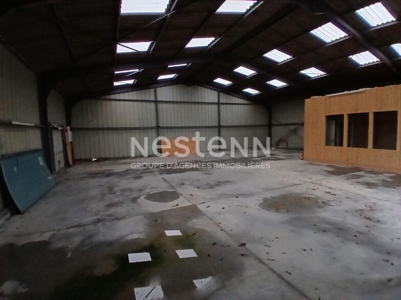 Industriel/Logistique dans Crach à vendre - Photo intérieure – Image 2 sur 5