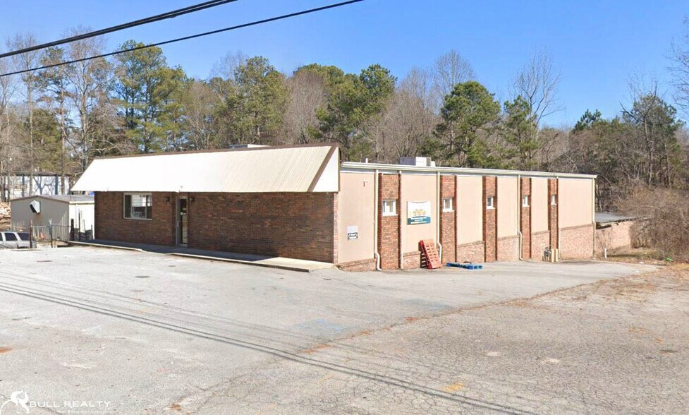 8206 Durelee Ln, Douglasville, GA à louer - Photo de l’immeuble – Image 2 sur 10