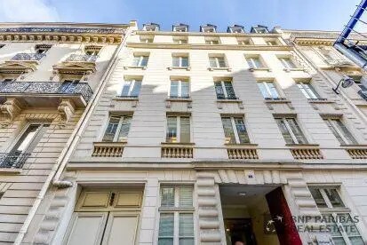 8 Rue Cambacérès, Paris à louer Photo de l’immeuble– Image 1 sur 3