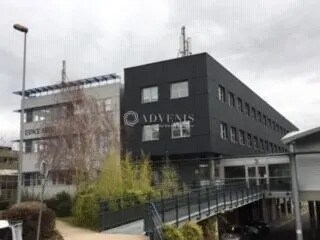 Bureau dans Poissy à louer - Photo de l’immeuble – Image 3 sur 5