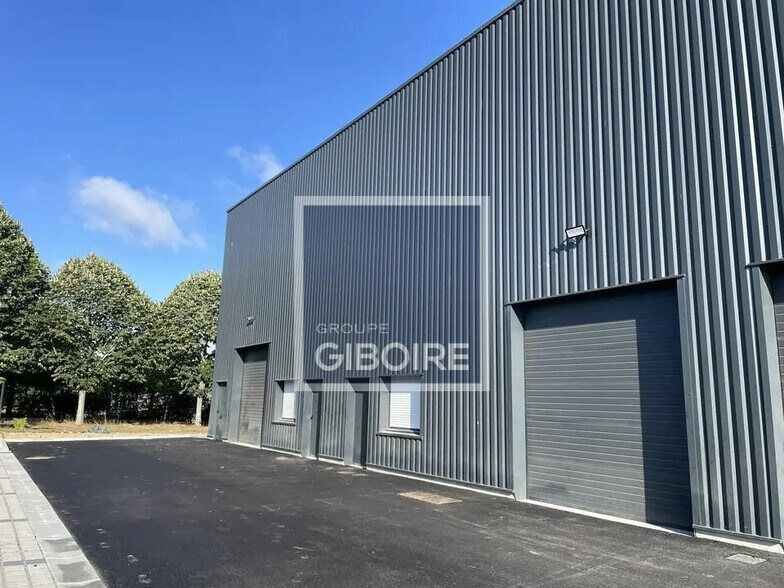 Industriel/Logistique dans Thorigné-Fouillard à louer - Photo de l’immeuble – Image 1 sur 18