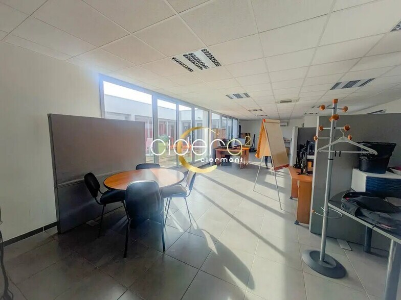 Bureau dans Aubière à louer - Photo de l’immeuble – Image 2 sur 5
