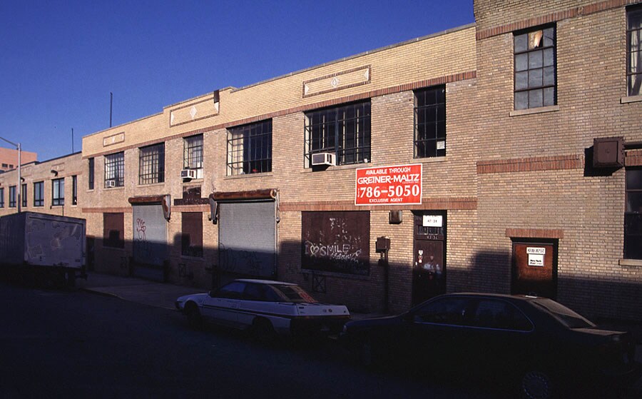 47-31 35th St, Long Island City, NY à louer - Photo de l’immeuble – Image 2 sur 5