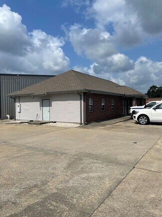 Plus de détails pour 2906 E Napoleon St, Sulphur, LA - Industriel/Logistique à louer