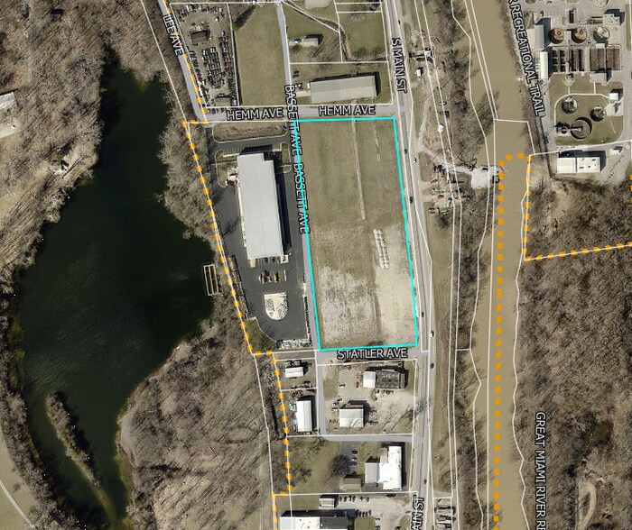 1302 S Main St, Piqua, OH à vendre - Photo de l’immeuble – Image 2 sur 3