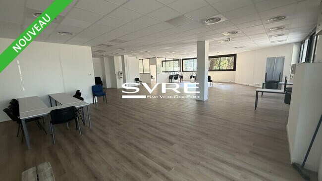 Plus de détails pour Bureau, Local d'activités à louer