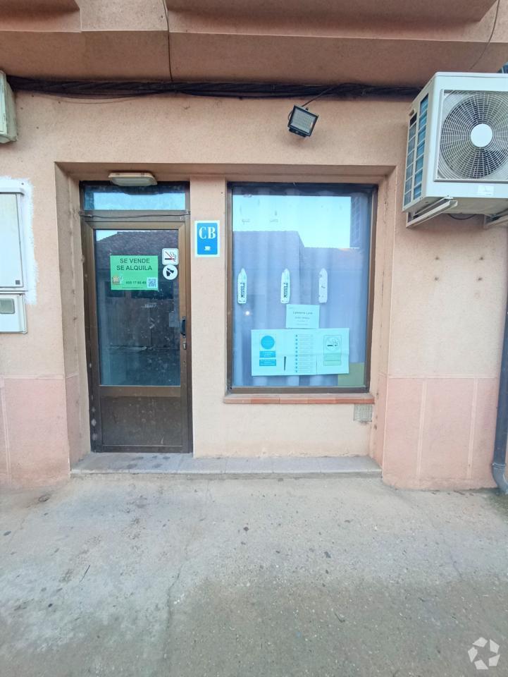 Local commercial dans Ayllón, Segovia à louer Photo intérieure– Image 1 sur 2