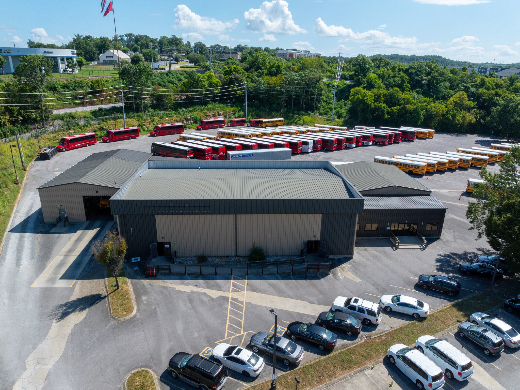 540 Collins Park Dr, Antioch, TN à louer Photo principale– Image 1 sur 10